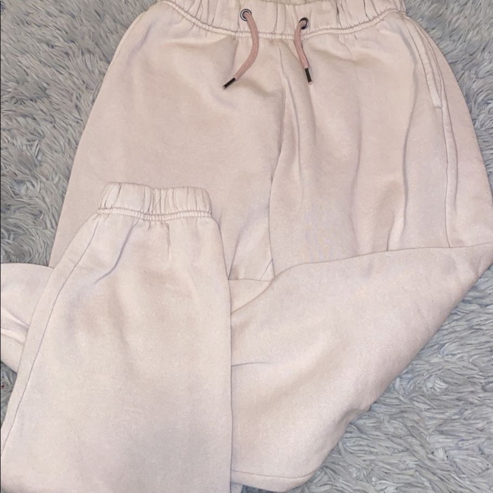 Vintage Havana Boutique Sweatpants pink/blush